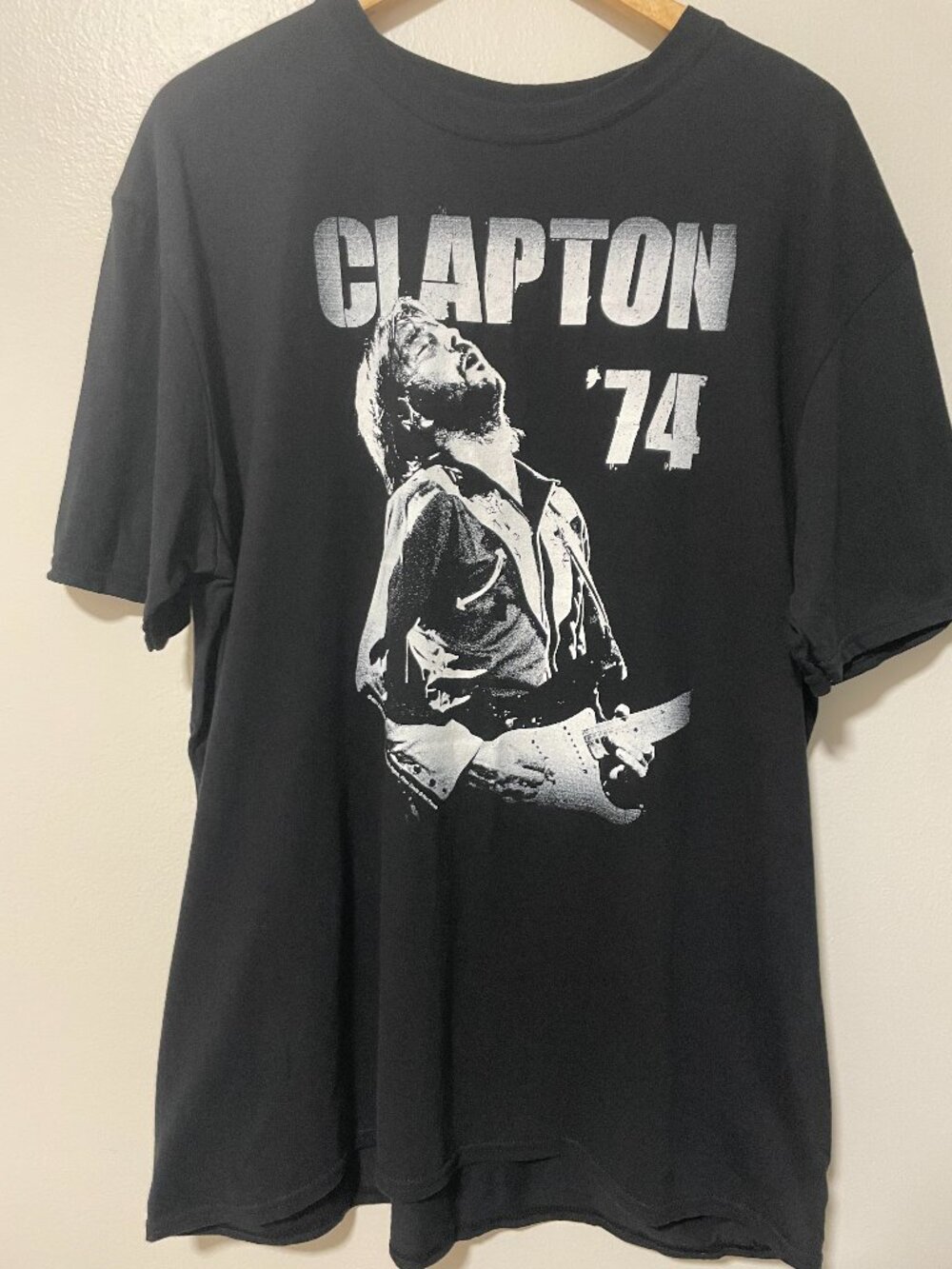 Eric Clapton 74 Mens T Shirt Black XL Music Classic Concert Rock Band Tee New